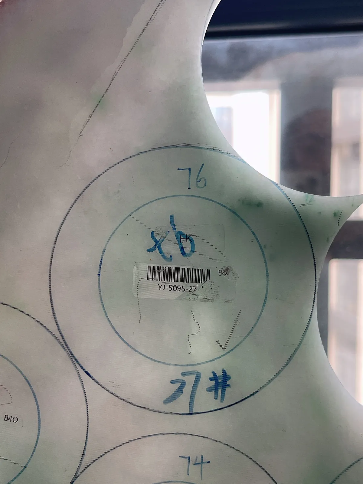 翡翠板料，⭕️正圈最大做60，圆条最大做56