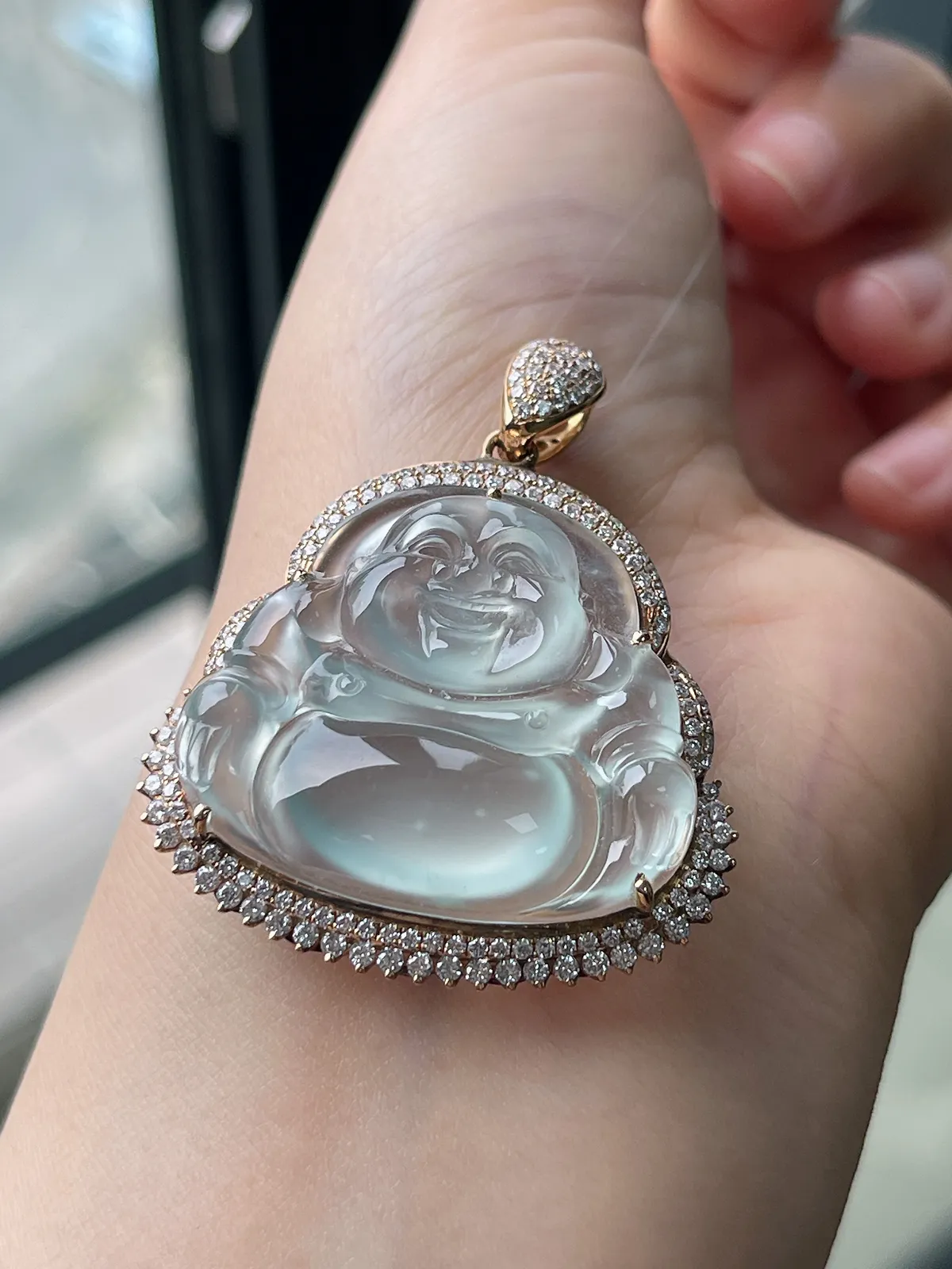 翡翠冰种白色佛公吊坠，印记：G18K,伴钻石