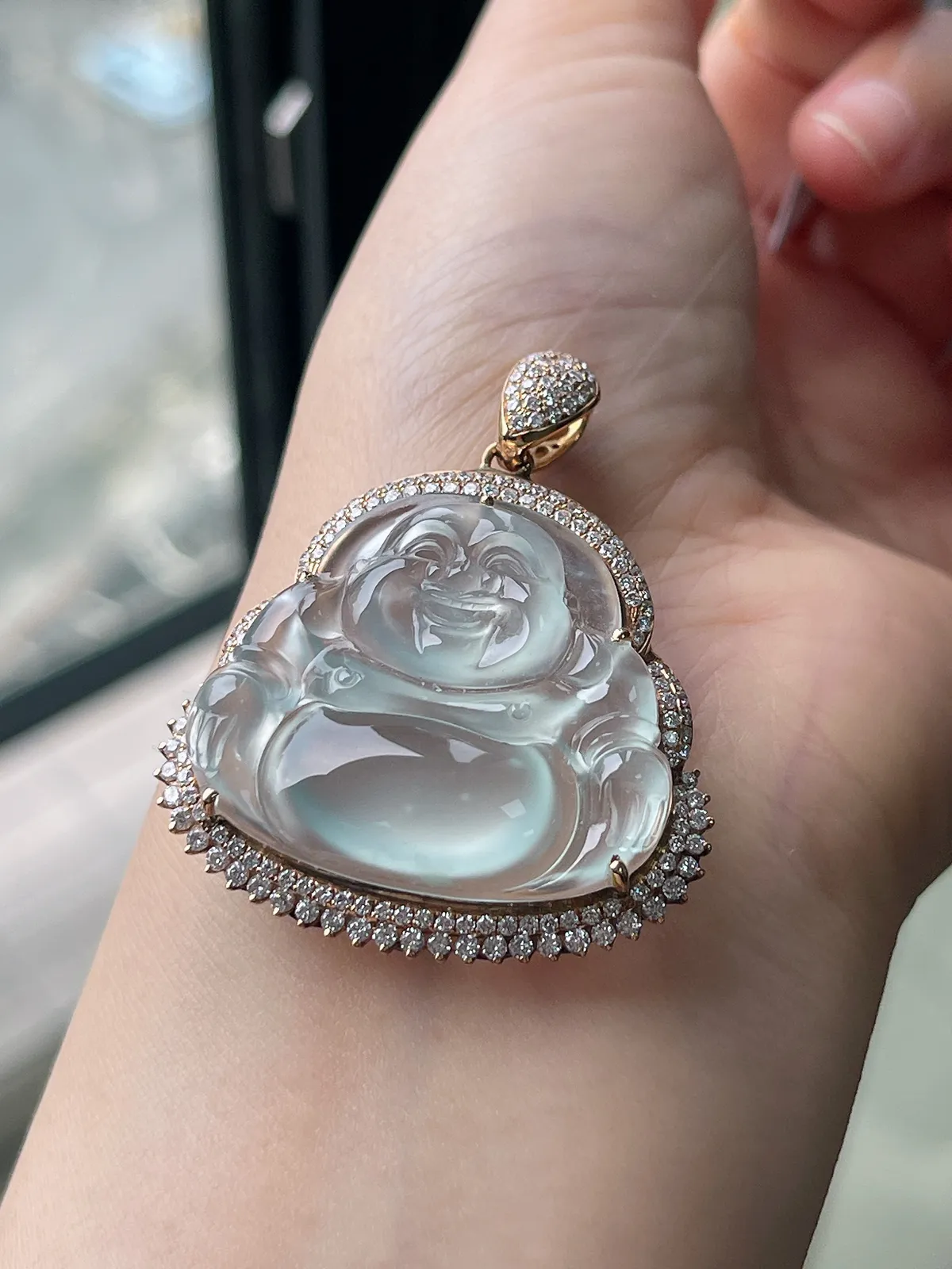 翡翠冰种白色佛公吊坠，印记：G18K,伴钻石