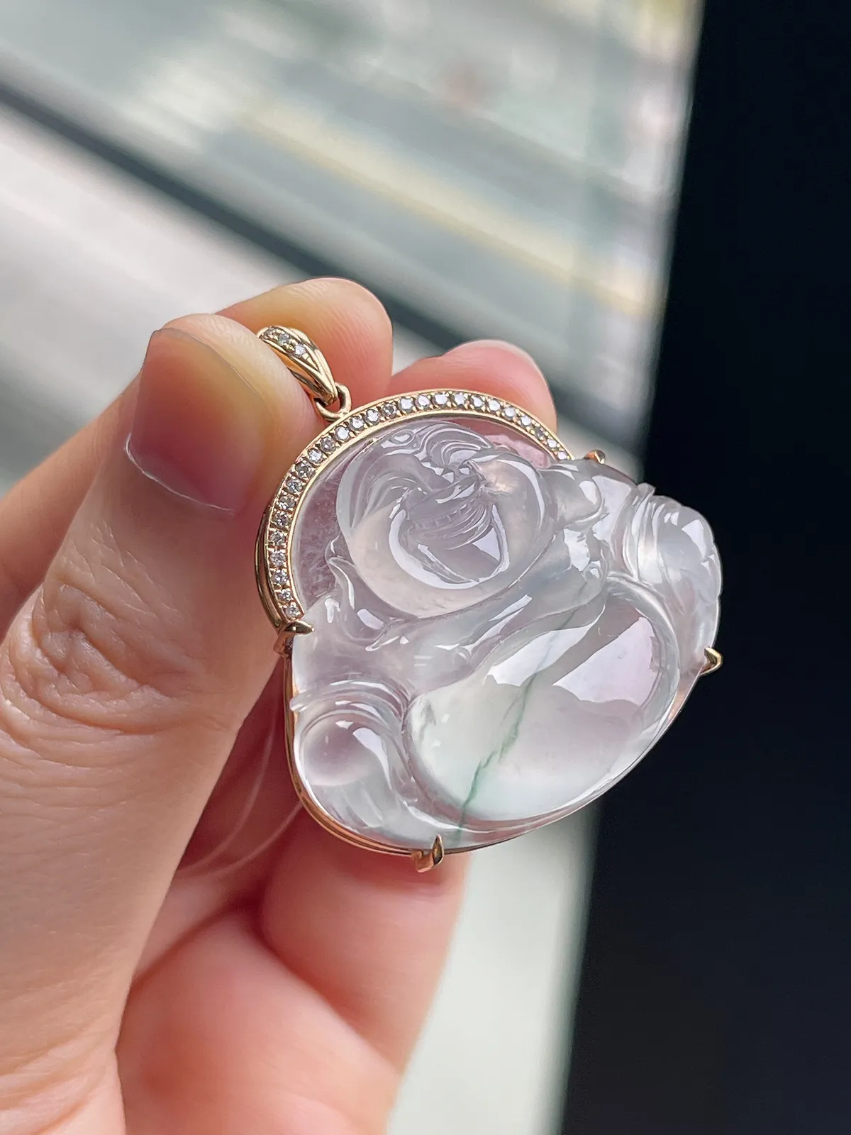 翡翠冰种飘花吊坠，印记：G750,伴钻石