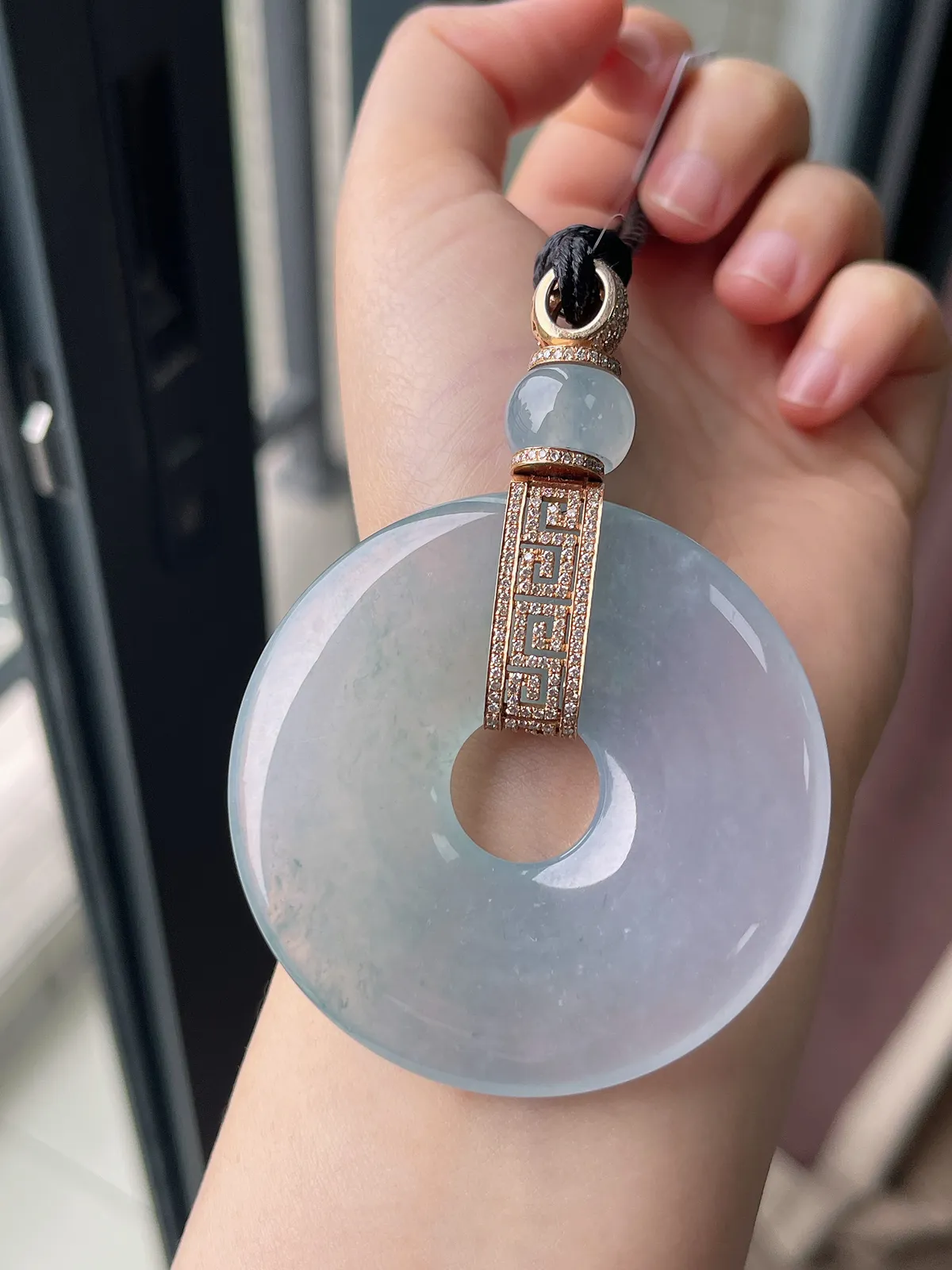 翡翠冰种春带彩平安扣，伴钻石