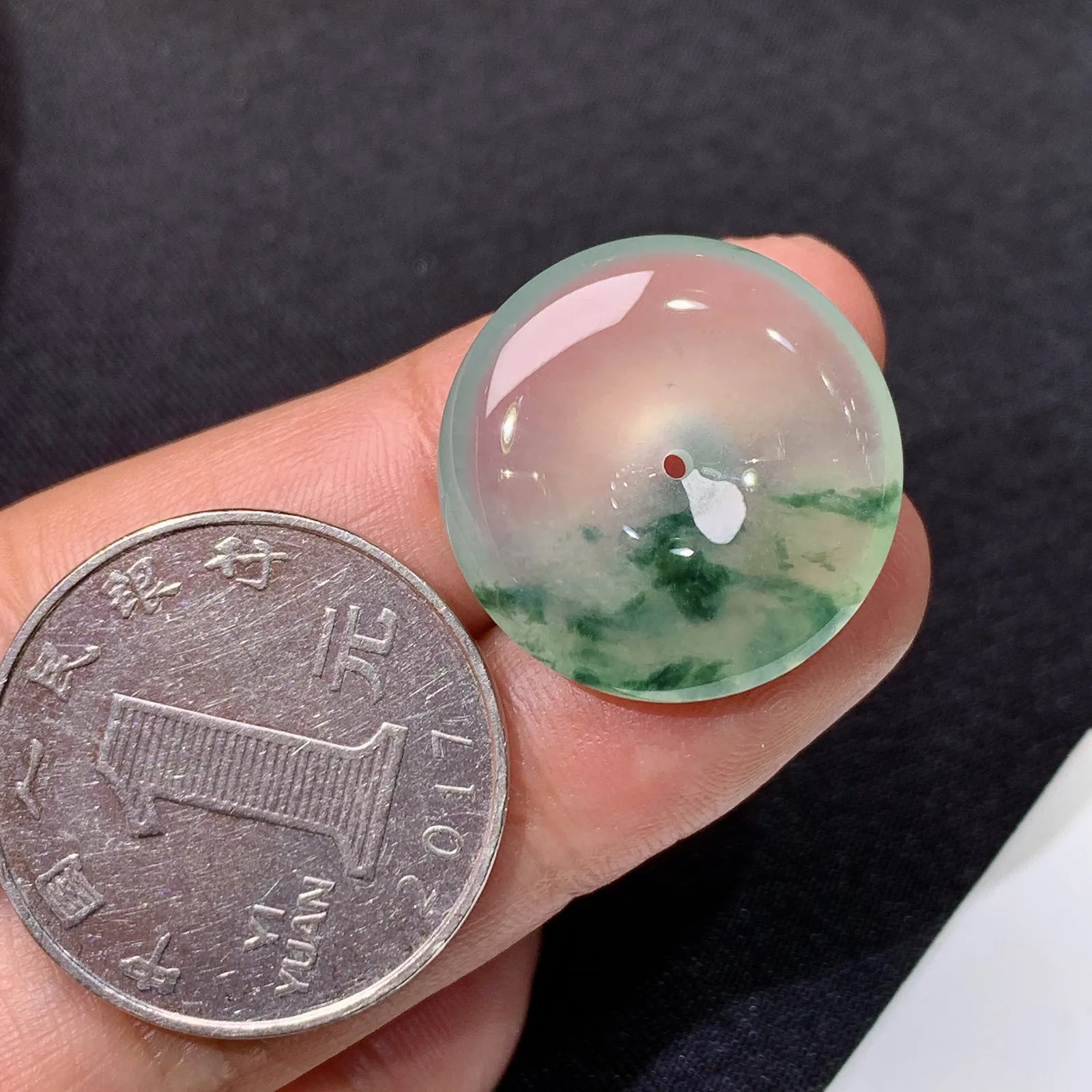 冰飘花平安扣，冰润通透，玉质细腻，种水足，Ls 整体尺寸21.4*5.5