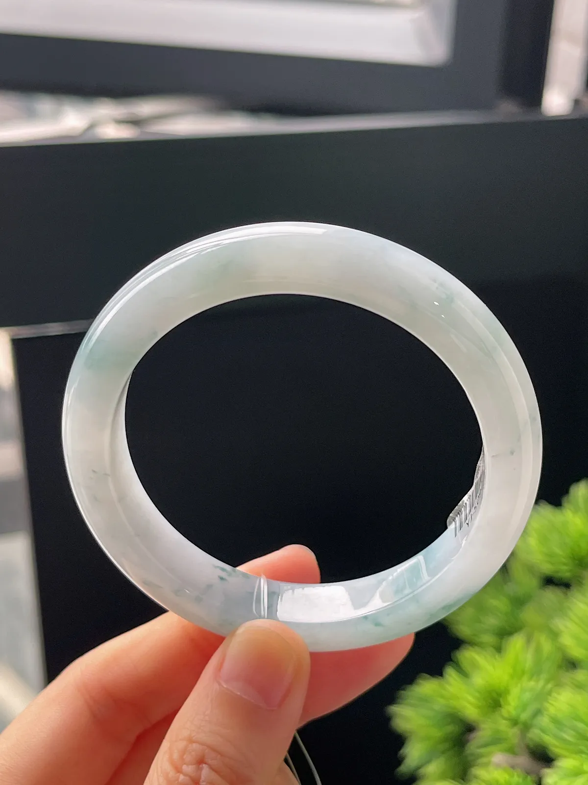 正圈54圈口，翡翠糯化蓝底飘花手镯