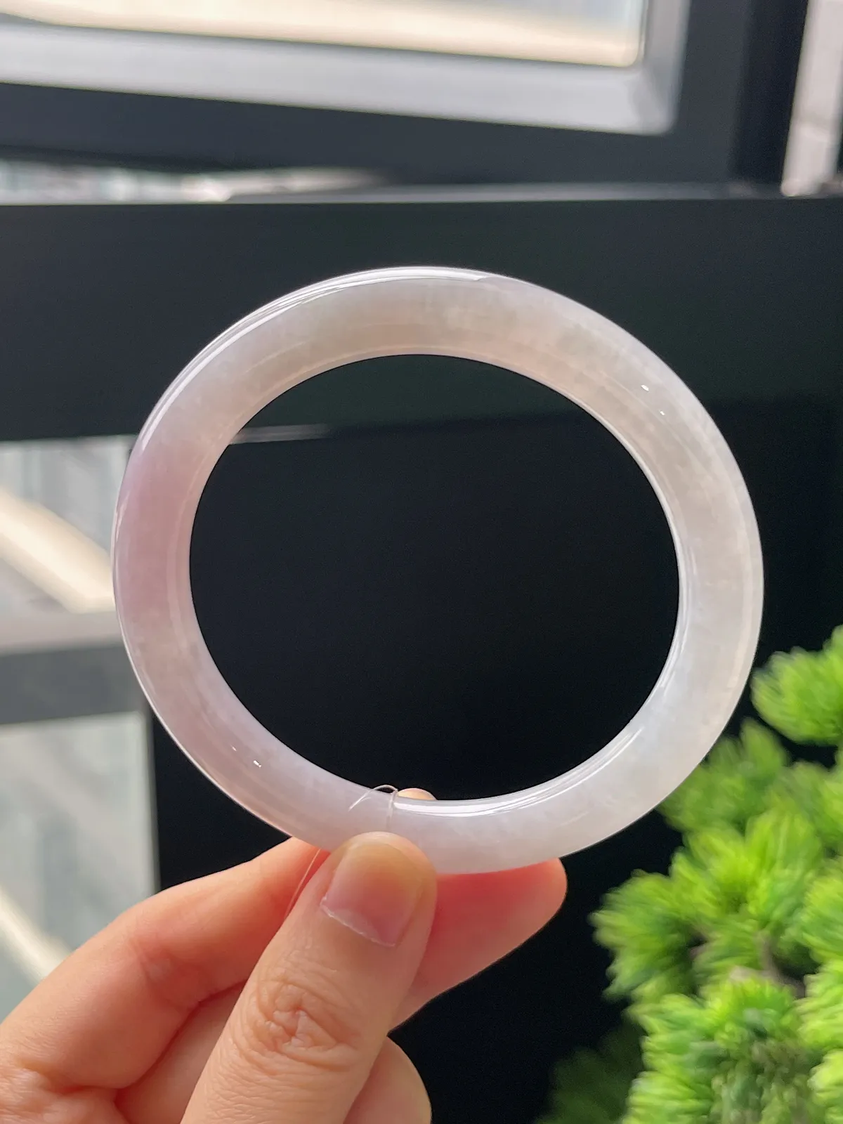 圆镯57.7圈口，翡翠手镯