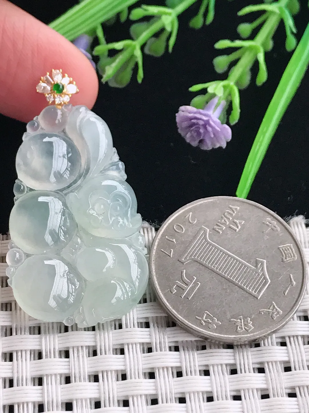 实拍A货翡翠35.6/22/4.6老坑18k金镶嵌冰种灵猴献寿吊坠翡翠生肖猴挂件