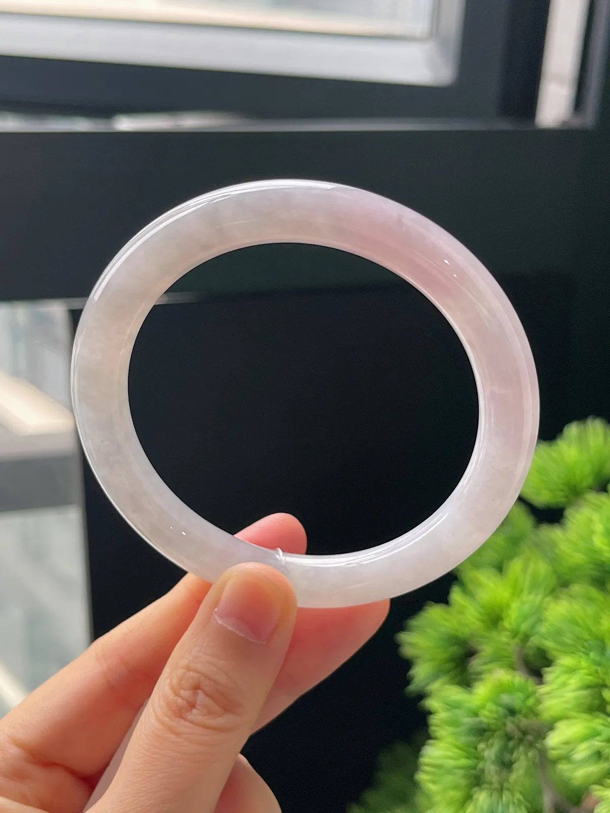 圆镯57.7圈口，翡翠手镯