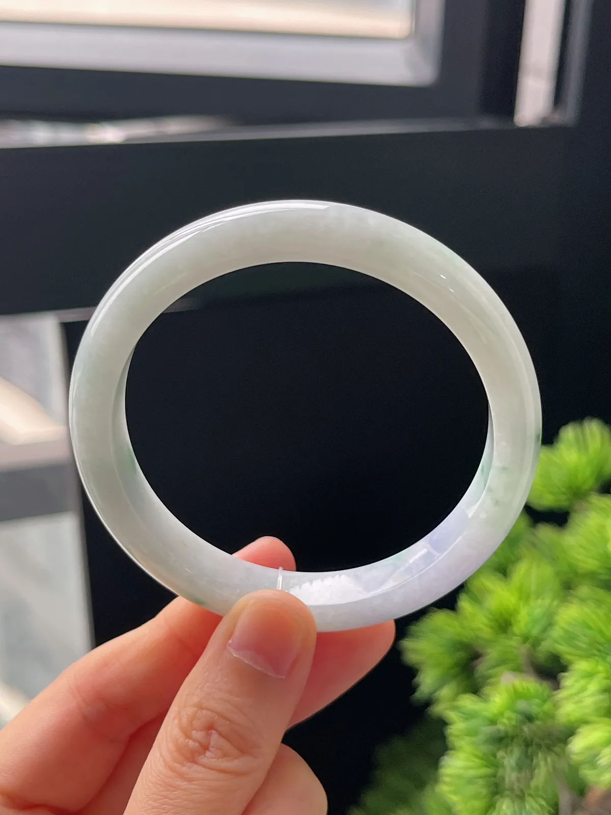 正圈56.3圈口，翡翠糯化种春带彩手镯