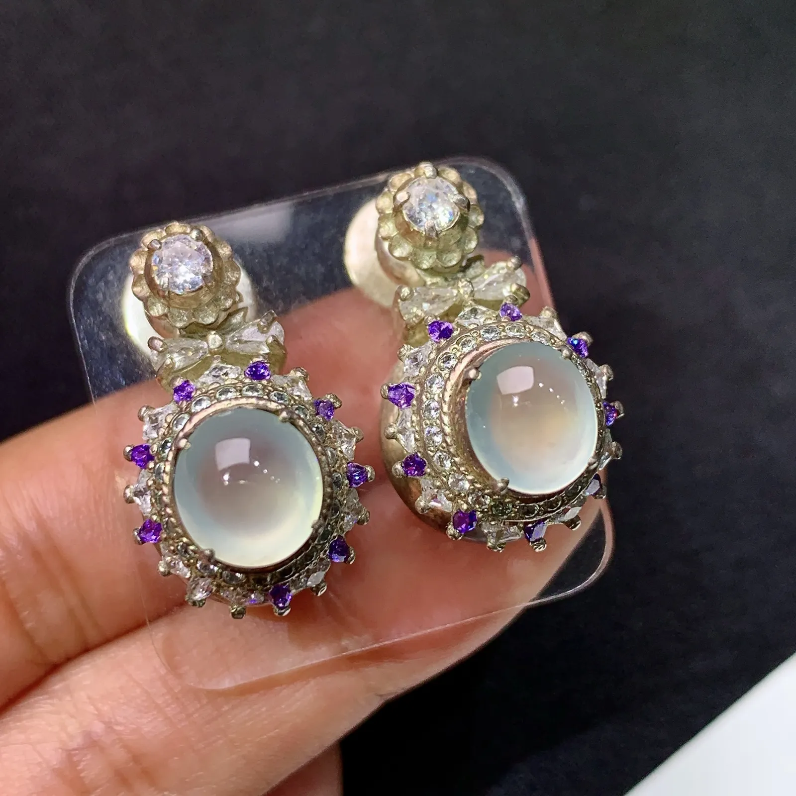 冰种蛋面铜托耳钉，镶嵌佳品，冰润细腻，种水足，Ysl取一裸石尺寸8.3*7.6*3.3