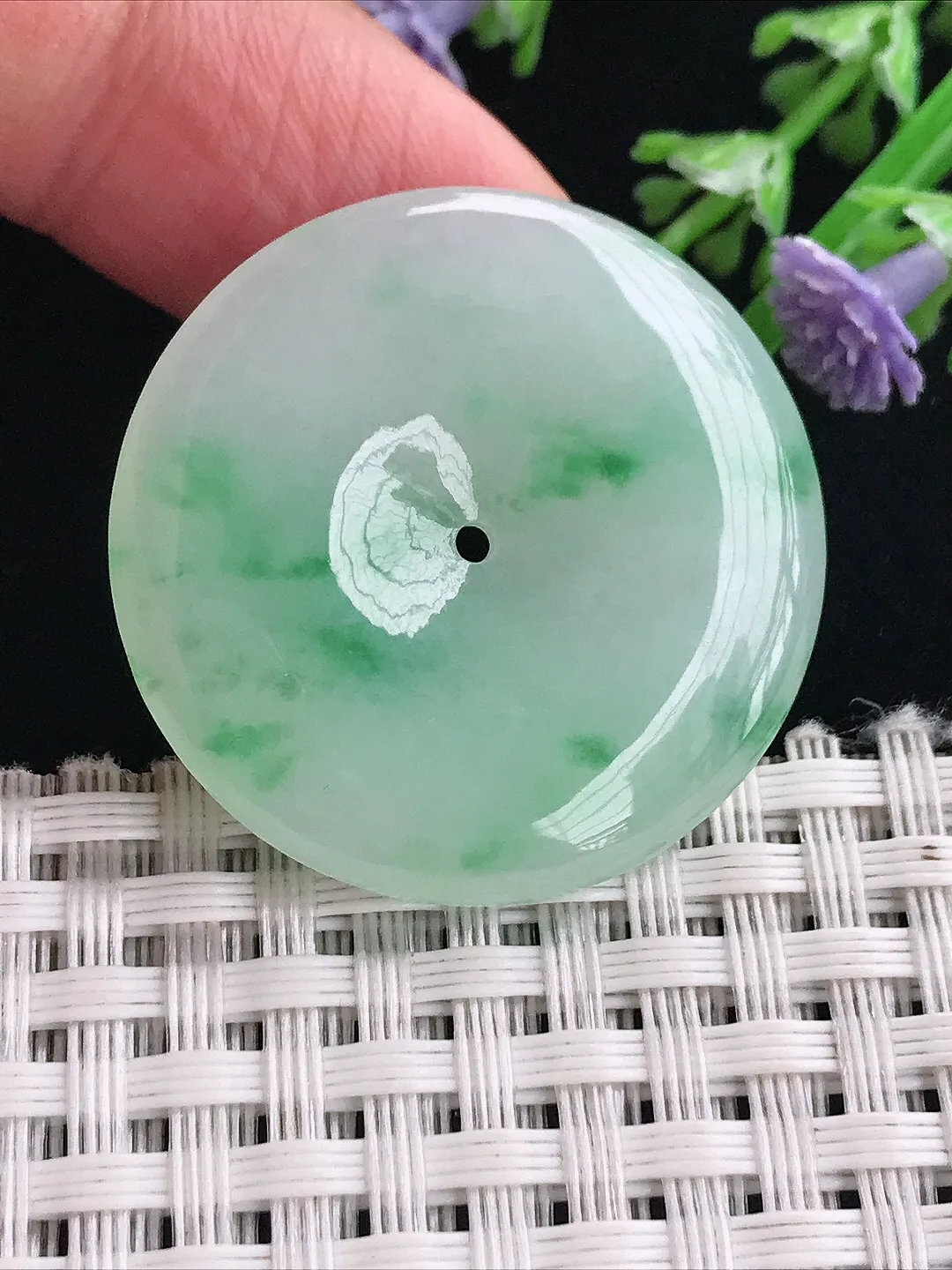 实拍A货翡翠32.2/5.5老坑冰润起胶飘阳绿平安扣吊坠翡翠挂件