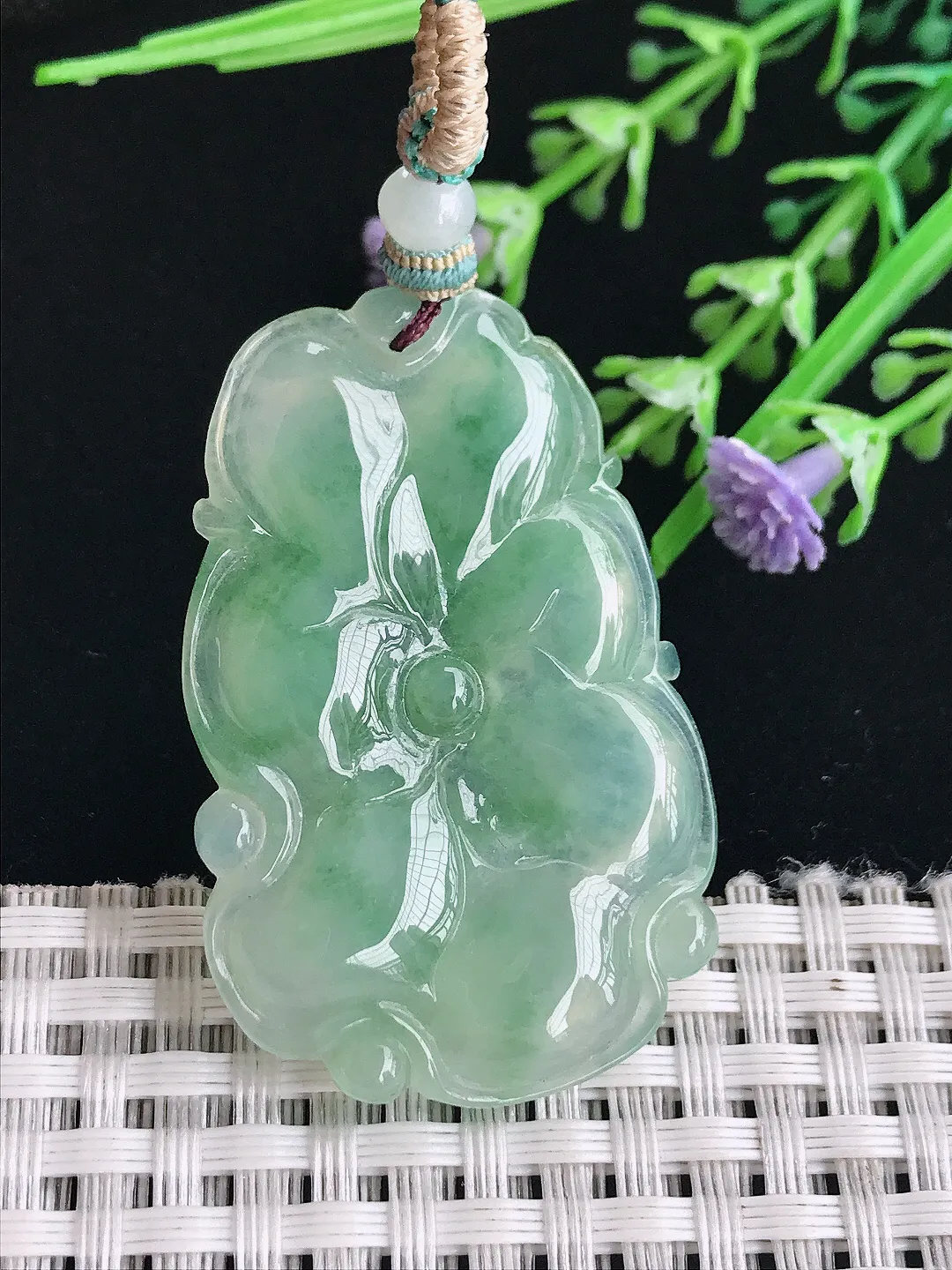 实拍A货翡翠45.6/29.5/5老坑冰胶水灵满绿荷叶鱼吊坠翡翠连年有余挂件