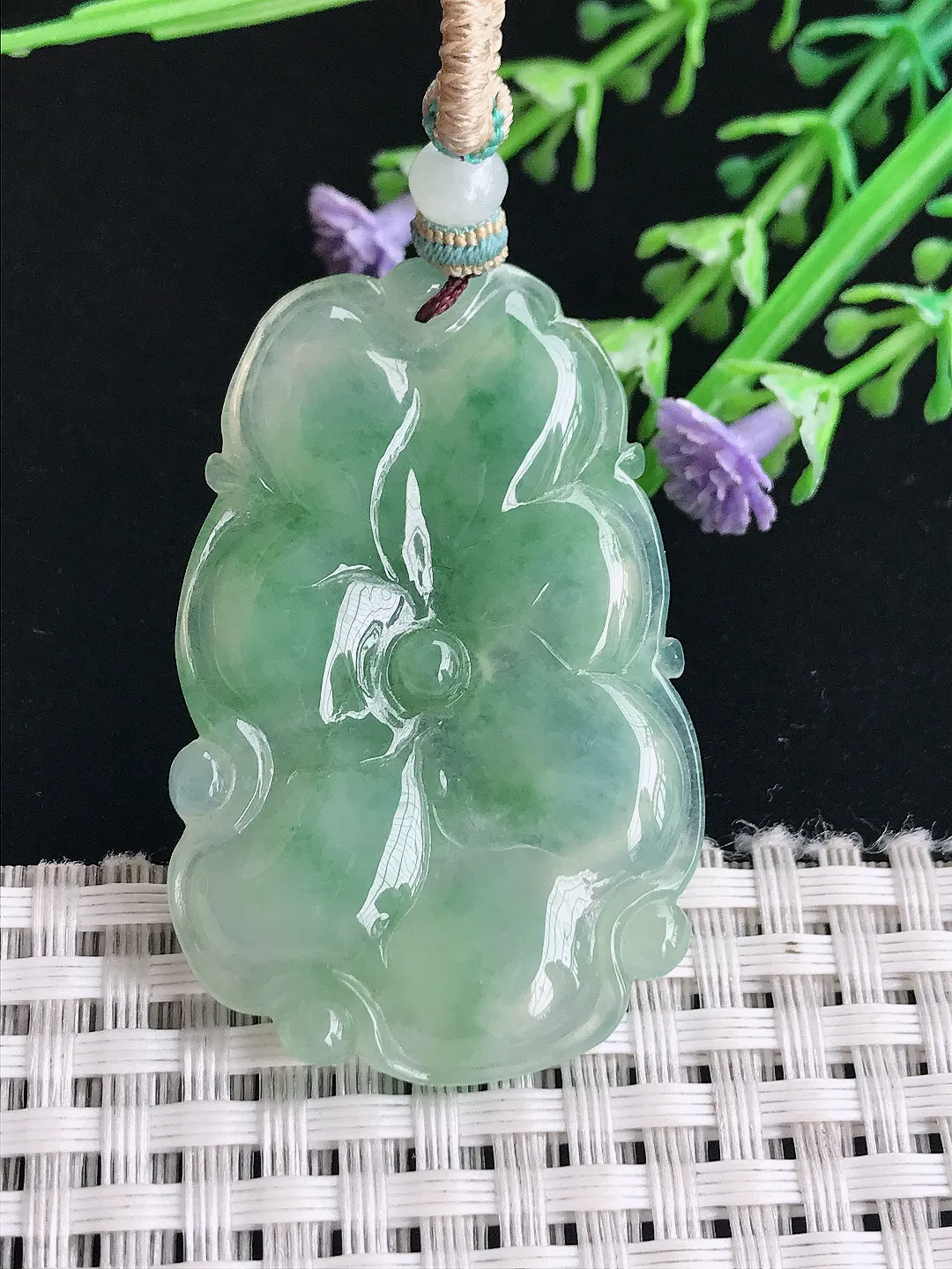 实拍A货翡翠45.6/29.5/5老坑冰胶水灵满绿荷叶鱼吊坠翡翠连年有余挂件