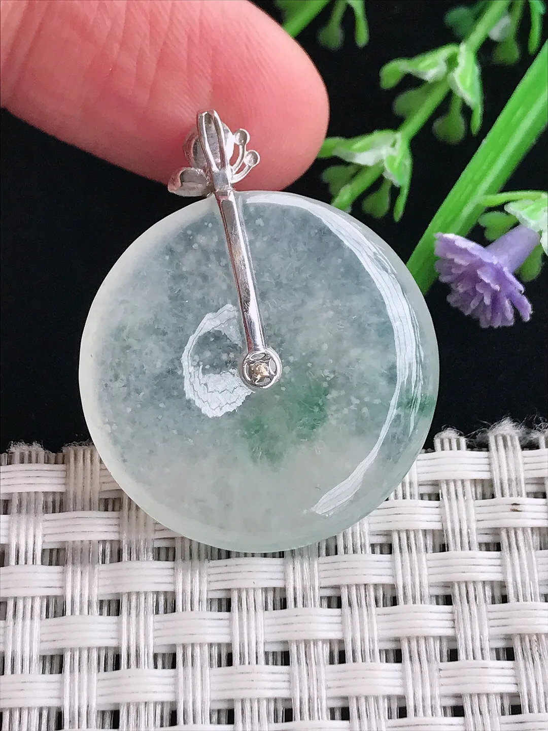 实拍A货翡翠27.3/4.6老坑18k金镶嵌冰种飘花平安扣吊坠翡翠玉扣挂件