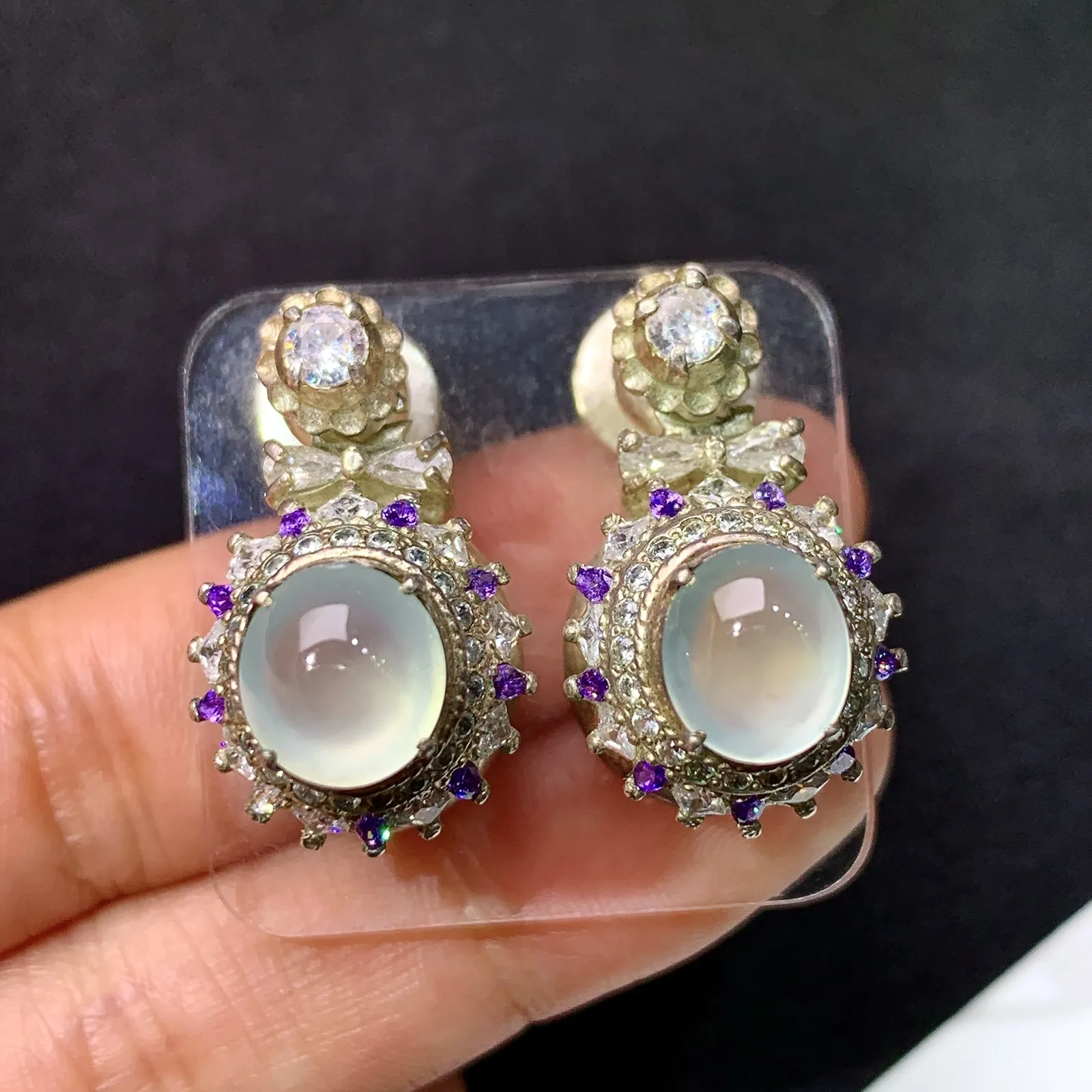 冰种蛋面铜托耳钉，镶嵌佳品，冰润细腻，种水足，Ysl取一裸石尺寸8.3*7.6*3.3