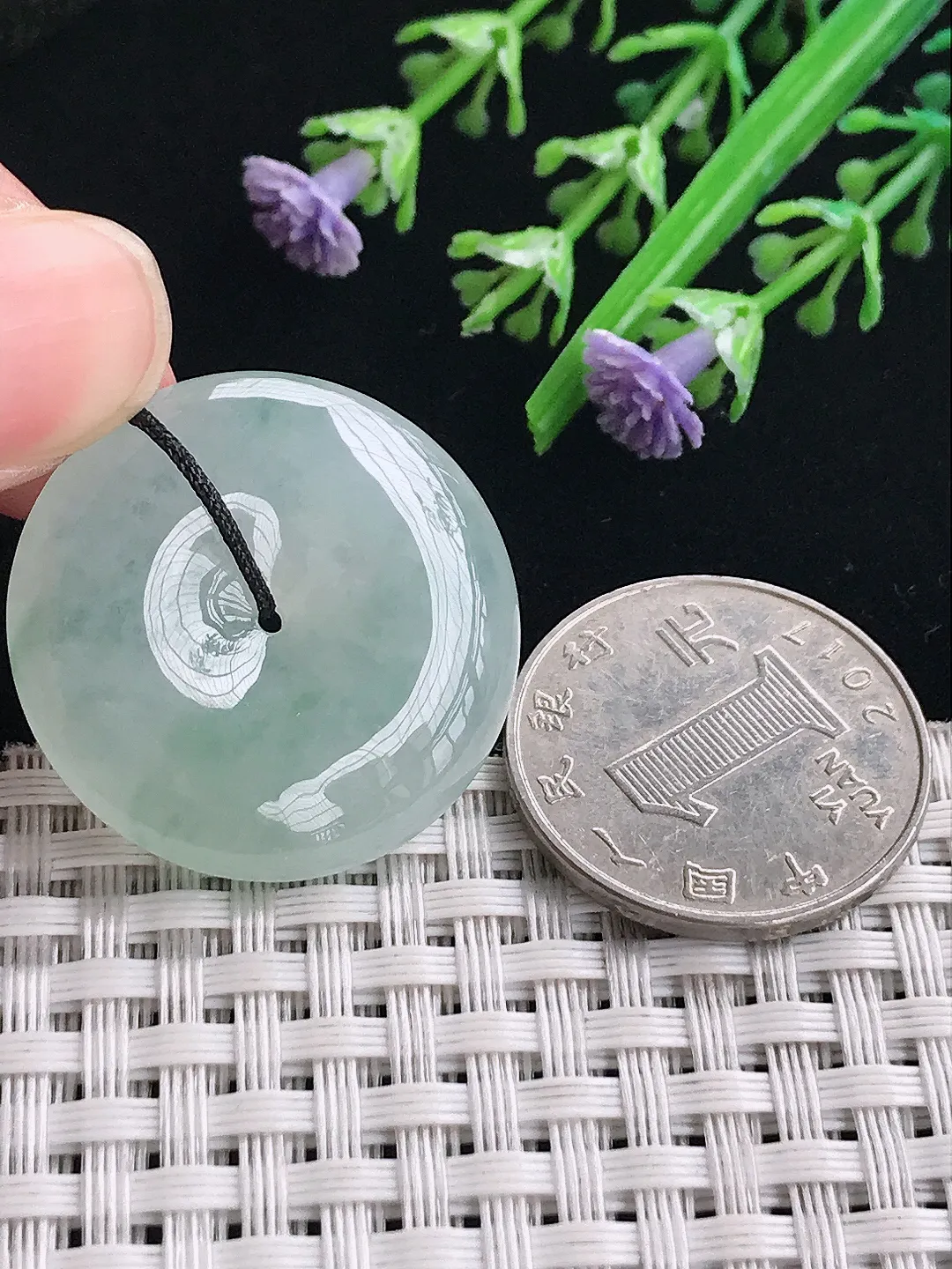 实拍A货翡翠29.3/6.5老坑冰胶果冻飘花平安扣吊坠翡翠玉扣子挂件