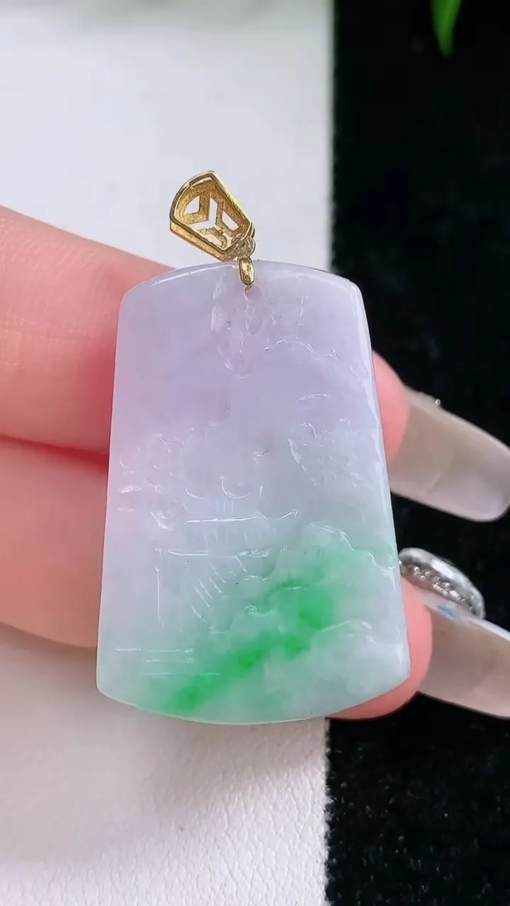 天然A货翡翠山水牌吊坠，尺寸31.8-21.2-6.6，重量:9.85g
3月4日