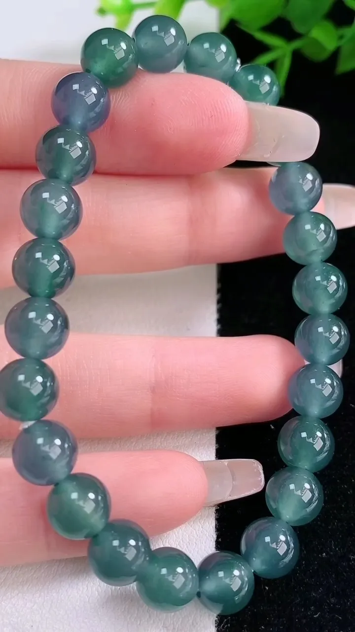 天然A货翡翠圆珠手串，尺寸7.7-24颗，重量:20.10g3月4日
工厂直销收藏佳品,种好水足，色