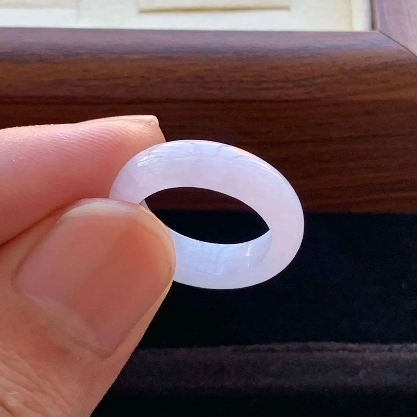 A货天然翡翠冰糯种'紫罗兰戒指11-12号重量3.37
3月4日