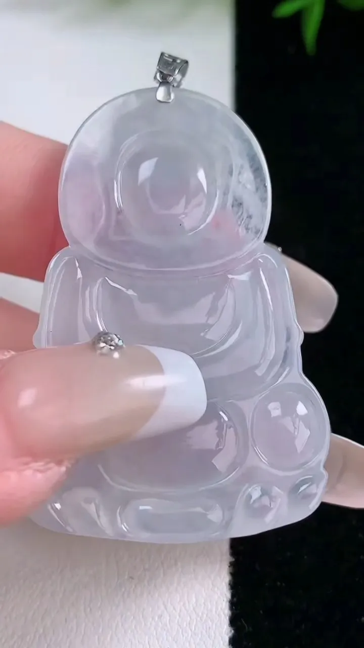 天然A货翡翠种白冰观音菩萨吊坠，尺寸46.3-30.5-4.3，重量:12.58g
3月4日