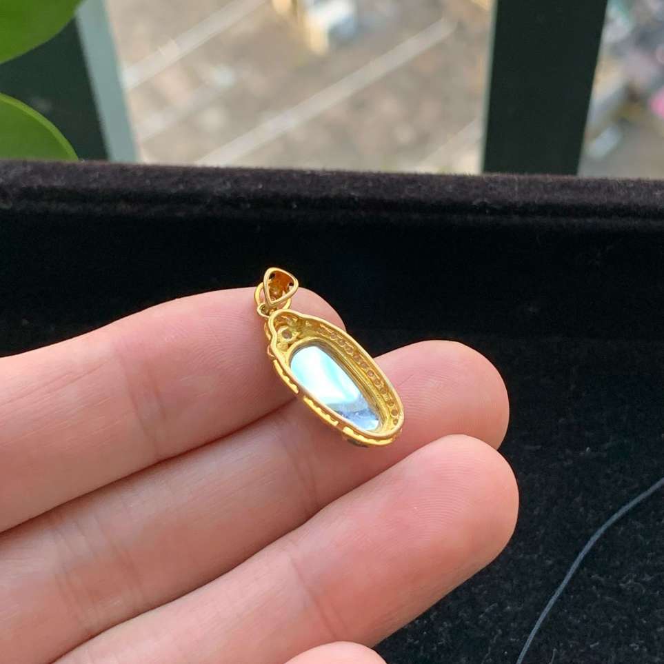 A货天然翡翠冰糯种925银满绿叶子吊坠重量1.50
3月5日