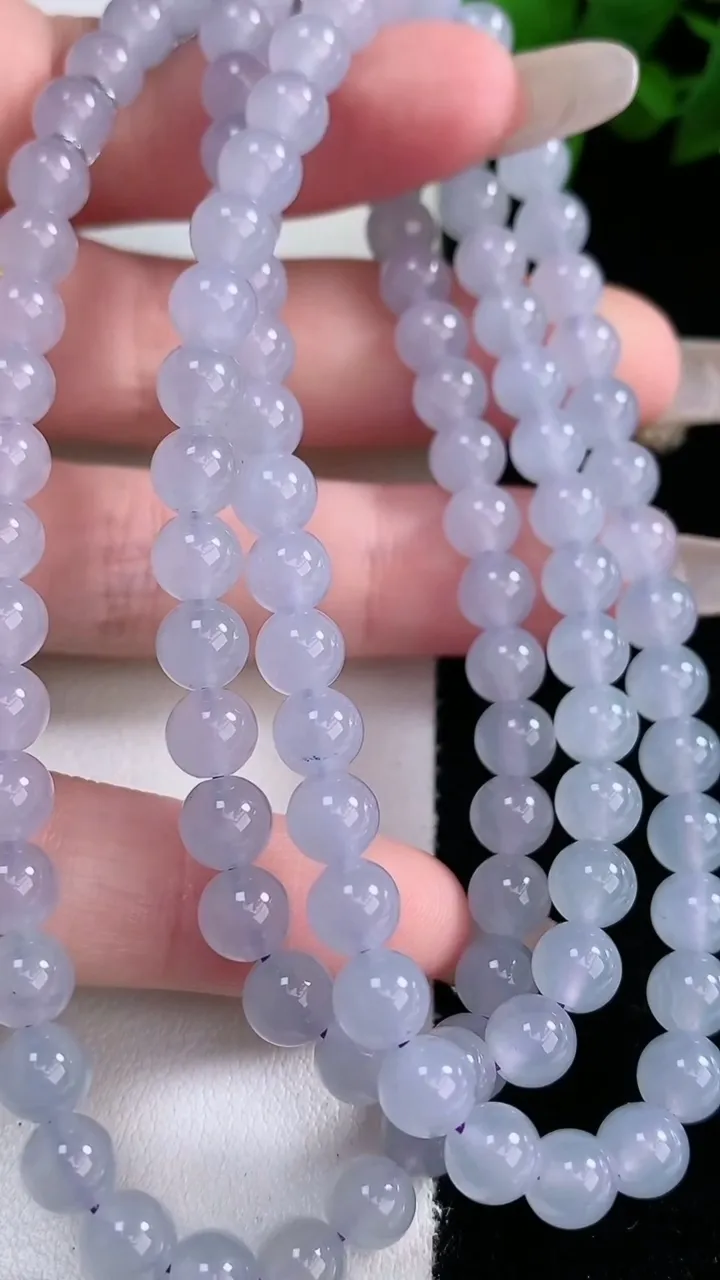天然A货翡翠紫罗兰圆珠项链，尺寸5.8-108颗，重量:40.95g3月5日
工厂直销收藏佳品,种好水足，色泽均匀，有种有色，上手高大气！