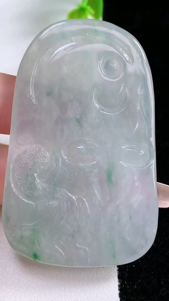 天然A货翡翠祥龙大势至观音菩萨吊坠，尺寸63.7-40-6，重:32.69g
3月5日