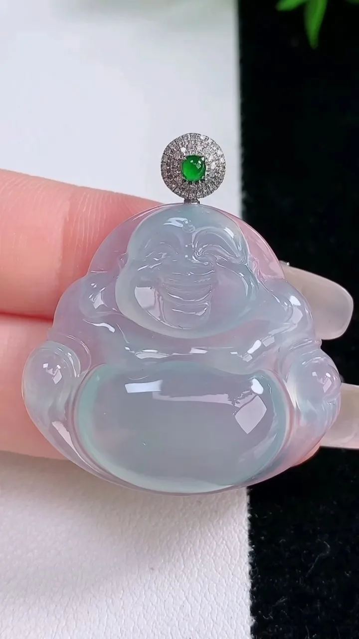 天然A货翡翠佛公吊坠，尺寸31-33.8-6.2，重量:10.10g
3月5日