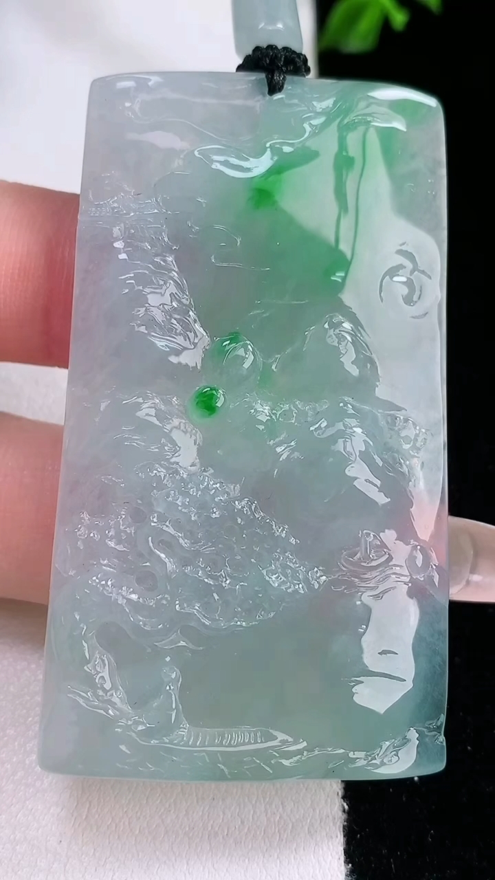 天然A货翡翠山水牌吊坠，尺寸57.8-32.4-5，重量:29.00g
3月6日