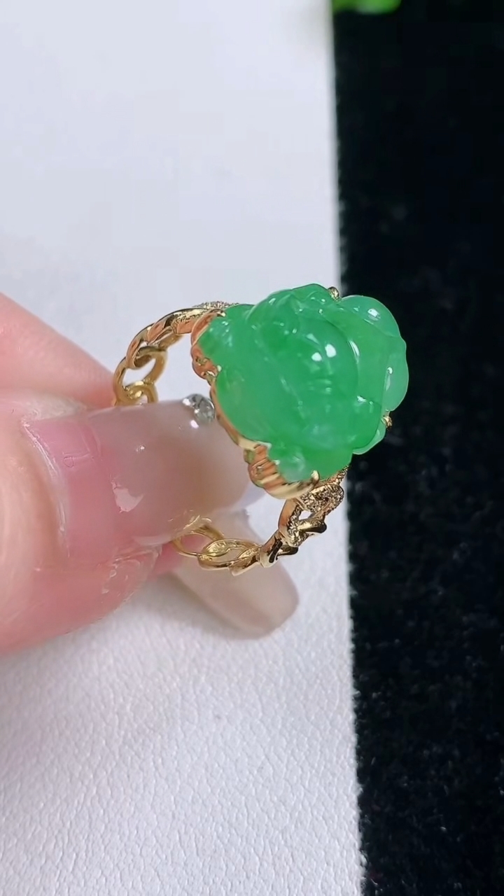 天然A货翡翠貔貅戒指，尺寸17-16.4-12-8，重量:4.71g2026年3月7日
工厂直销收藏