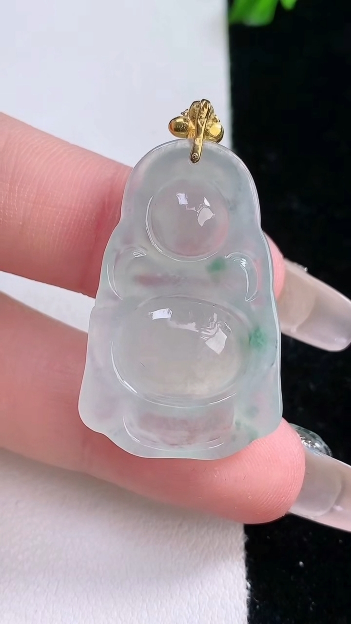 天然A货翡翠种飘花站佛 佛公吊坠，尺寸32-20.3-5.8，重量:6.54g
3月7日