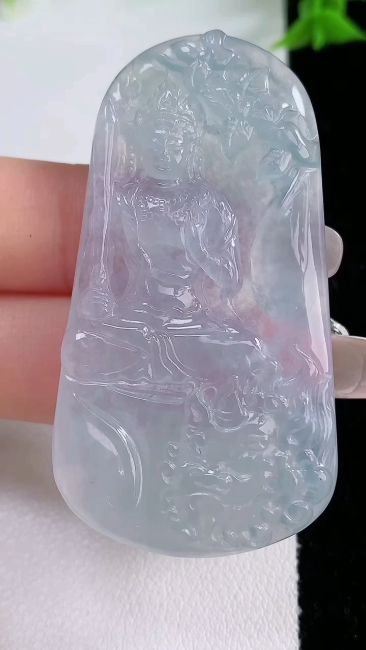 天然A货翡翠文殊菩萨吊坠，尺寸57-29.7-5，重量:20.23g
3月7日