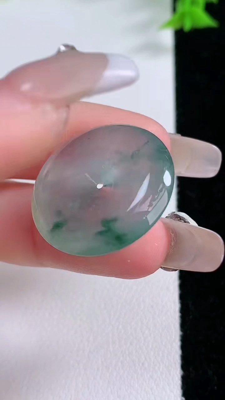 天然A货翡翠冰种飘花平安扣吊坠，尺寸24.4-5，重量:6.19g
3月7日