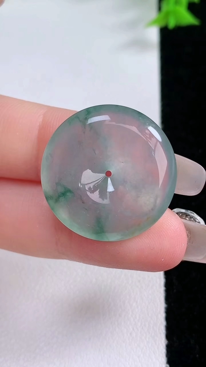 天然A货翡翠冰种飘花平安扣吊坠，尺寸24.4-5，重量:6.19g
3月7日