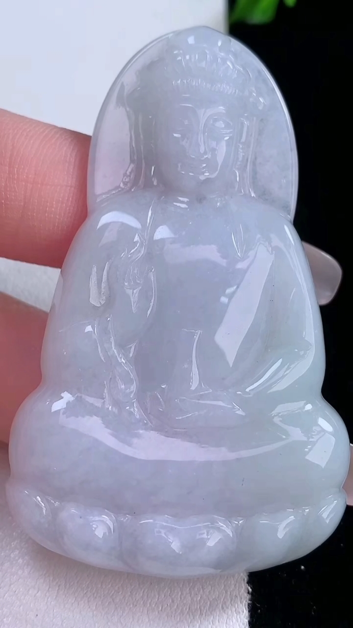 天然A货翡翠紫罗兰观音菩萨吊坠，尺寸61.6-37.5-5.5，重量:24.55g
3月7日