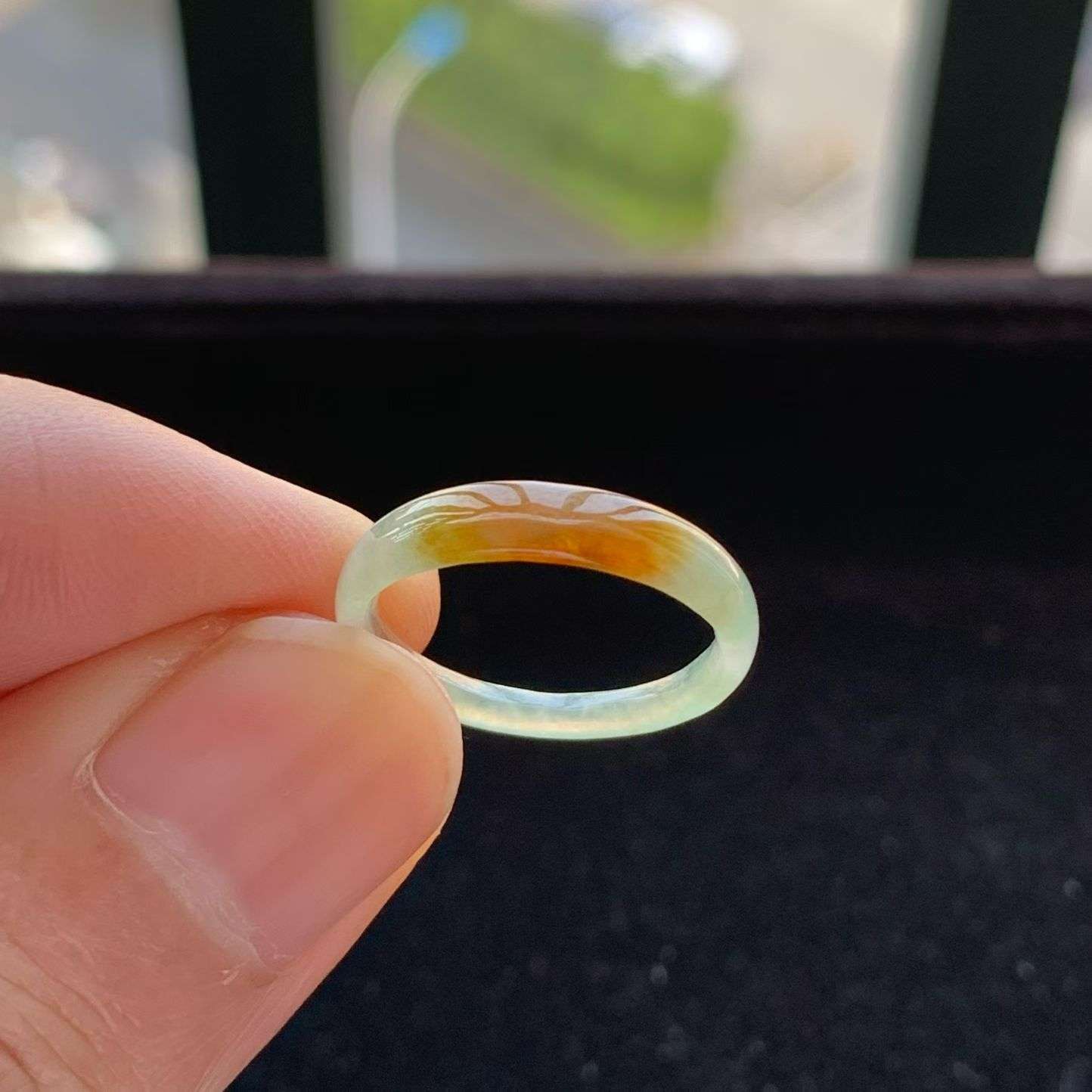 A货天然翡翠冰糯种黄翡戒指12-13号重量1.29
3月9日