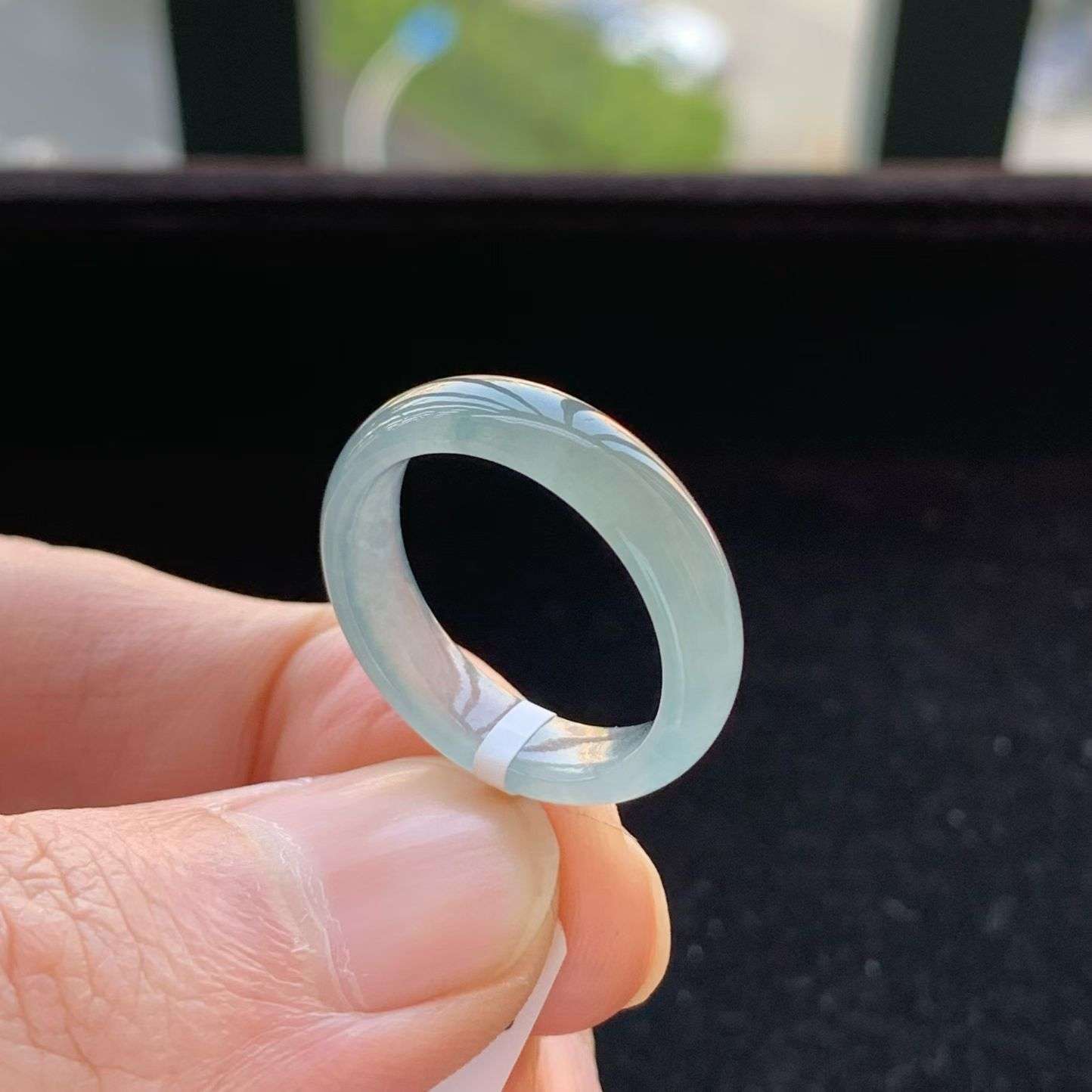 A货天然翡翠冰糯种紫蓝水戒指18号重量3.00
3月9日