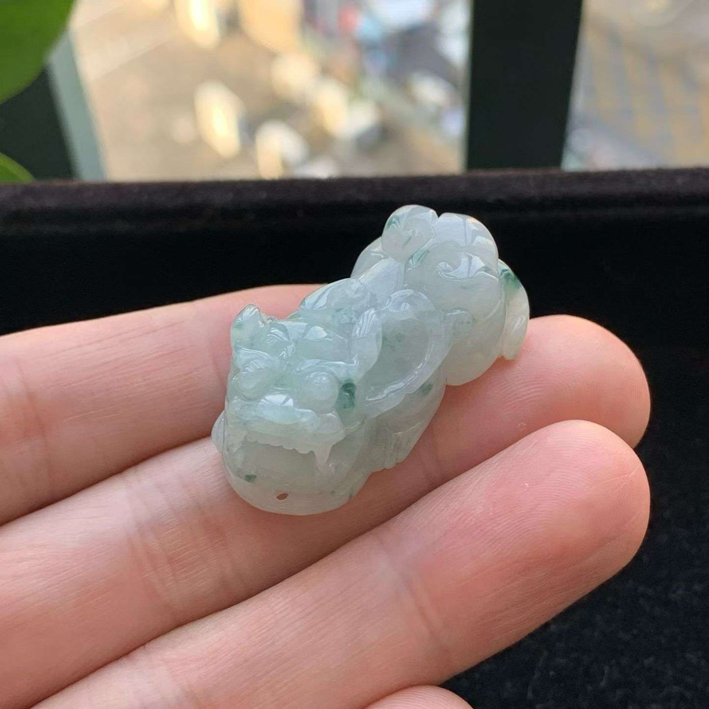 A货天然翡翠冰糯种飘花貔貅吊坠重量19.47
3月10日