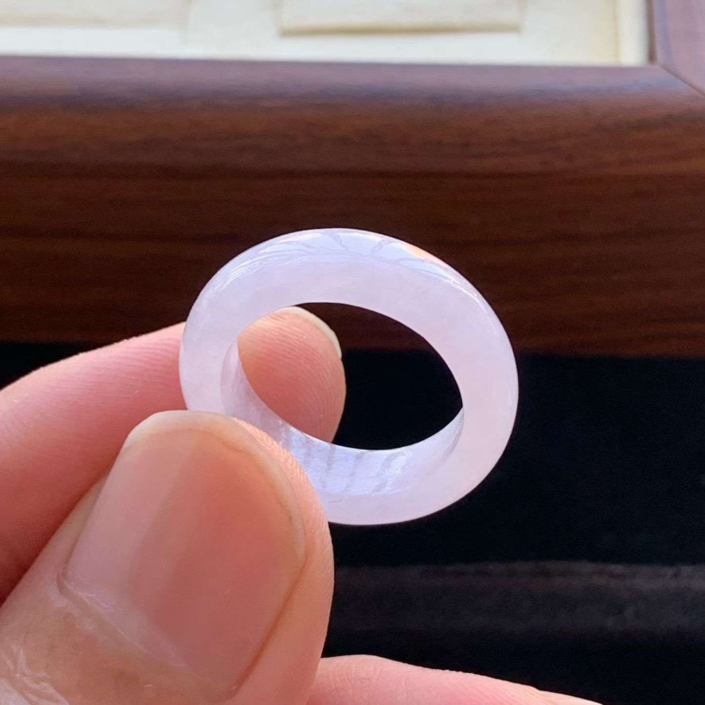 A货天然翡翠冰糯种'紫罗兰戒指11-12号重量3.37
3月10日