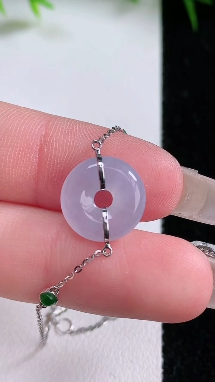 天然A货翡翠18K金紫罗兰平安扣手链，尺寸12.6-4，重量:1.69g
3月11日