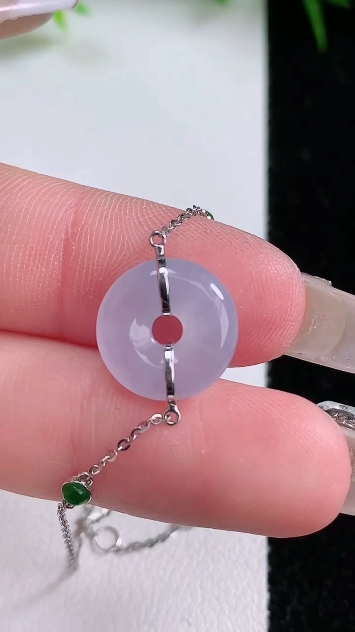 天然A货翡翠18K金紫罗兰平安扣手链，尺寸12.6-4，重量:1.69g
3月11日