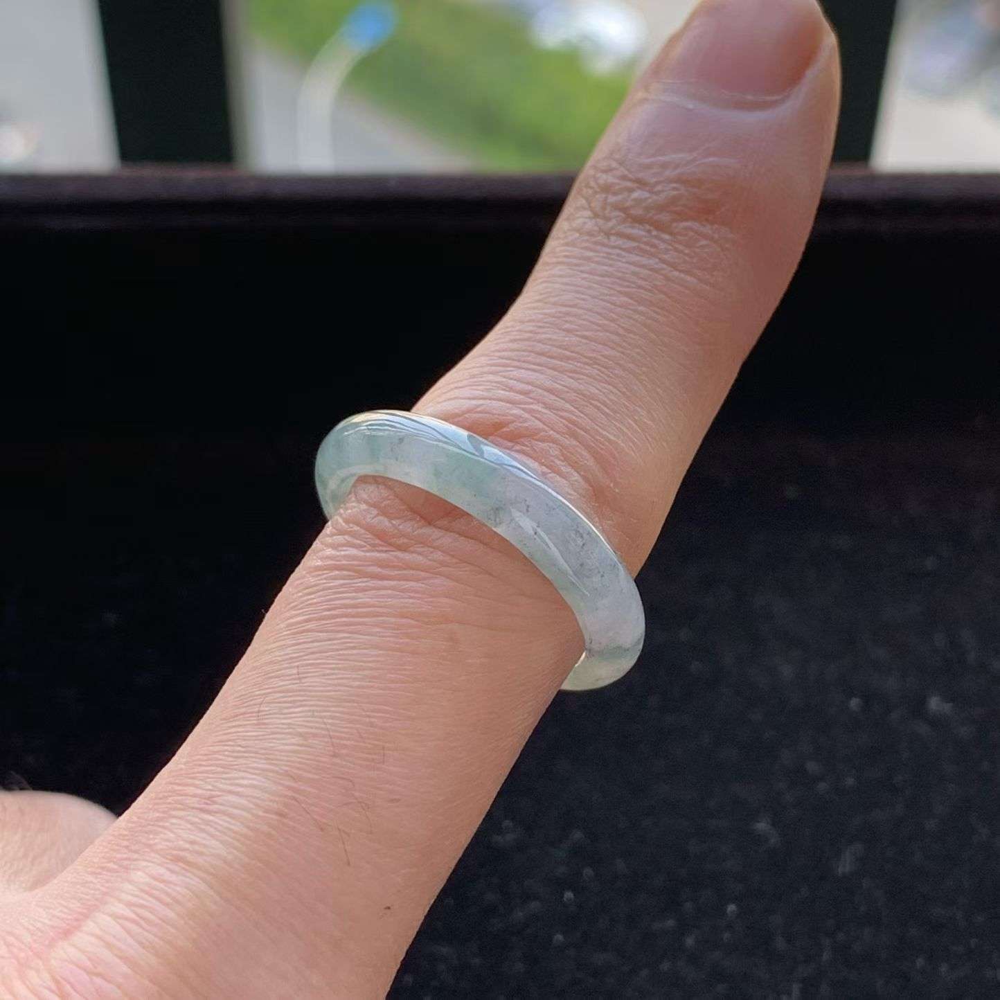 A货天然翡翠冰糯种绿乌鸡戒指20号重量2.50
3月12日