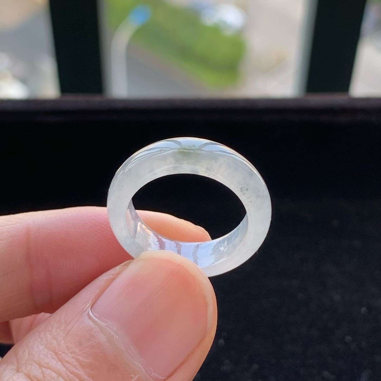 A货天然翡翠冰糯种冰乌鸡戒指14号重量3.73
3月12日