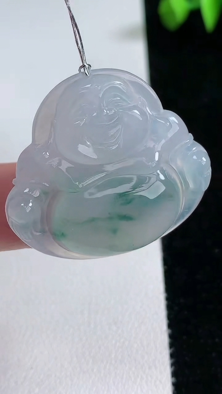 天然A货翡翠种飘花佛公吊坠，尺寸31.3-35-5.7，重量:9.94g
3月12日