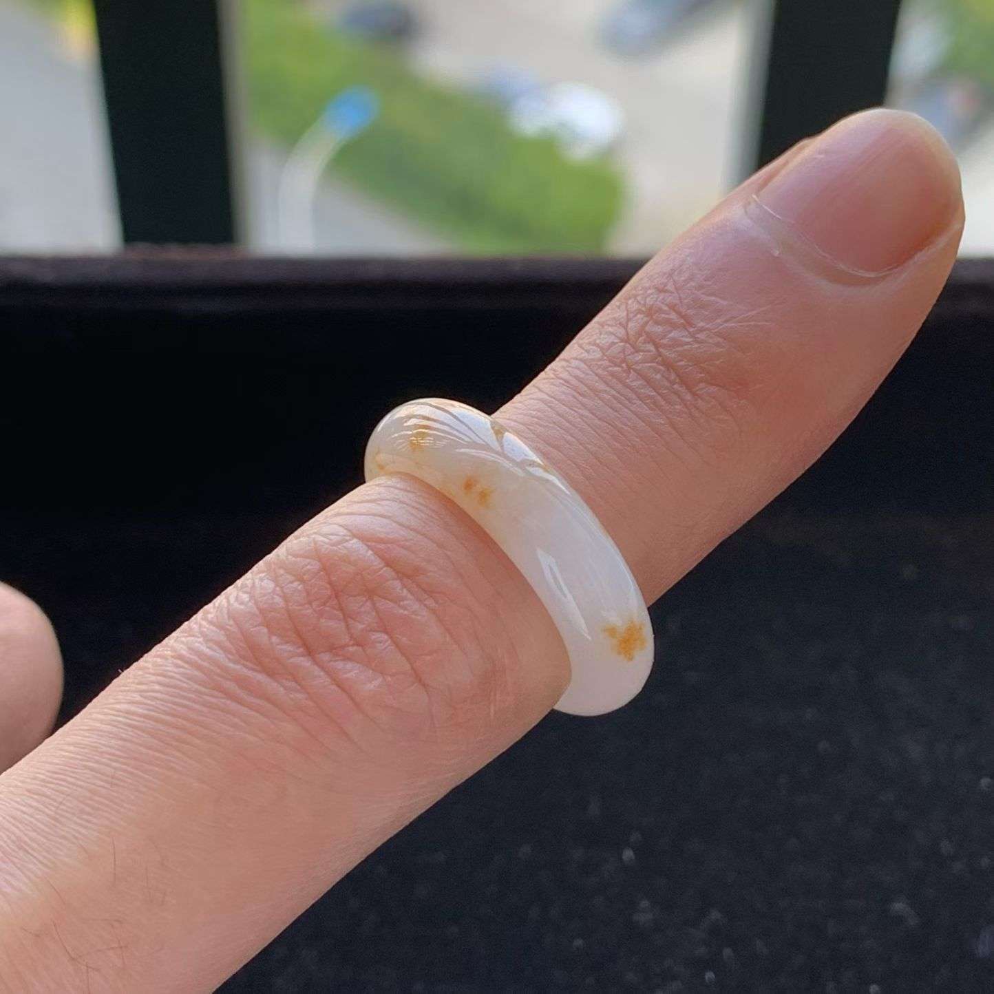 A货天然翡翠冰糯种洒金戒指14号重量3.28
3月12日