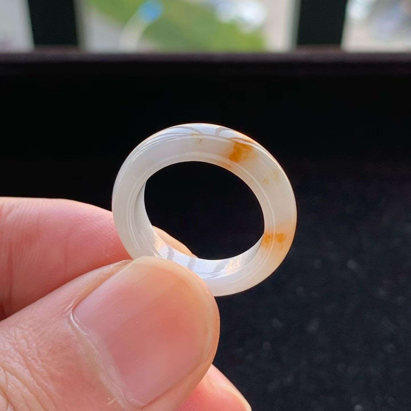 A货天然翡翠冰糯种晒金戒指11号重量3.36
3月12日