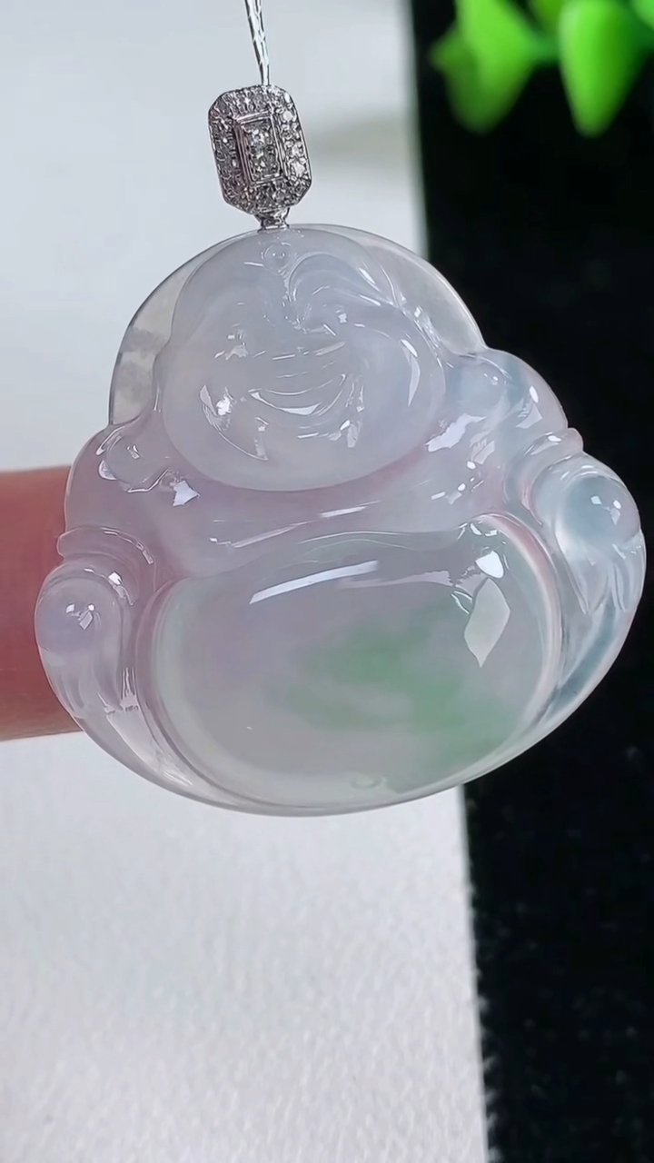 天然A货翡翠佛公吊坠，尺寸30.3-31.5-5.8，重量:8.78g
3月12日