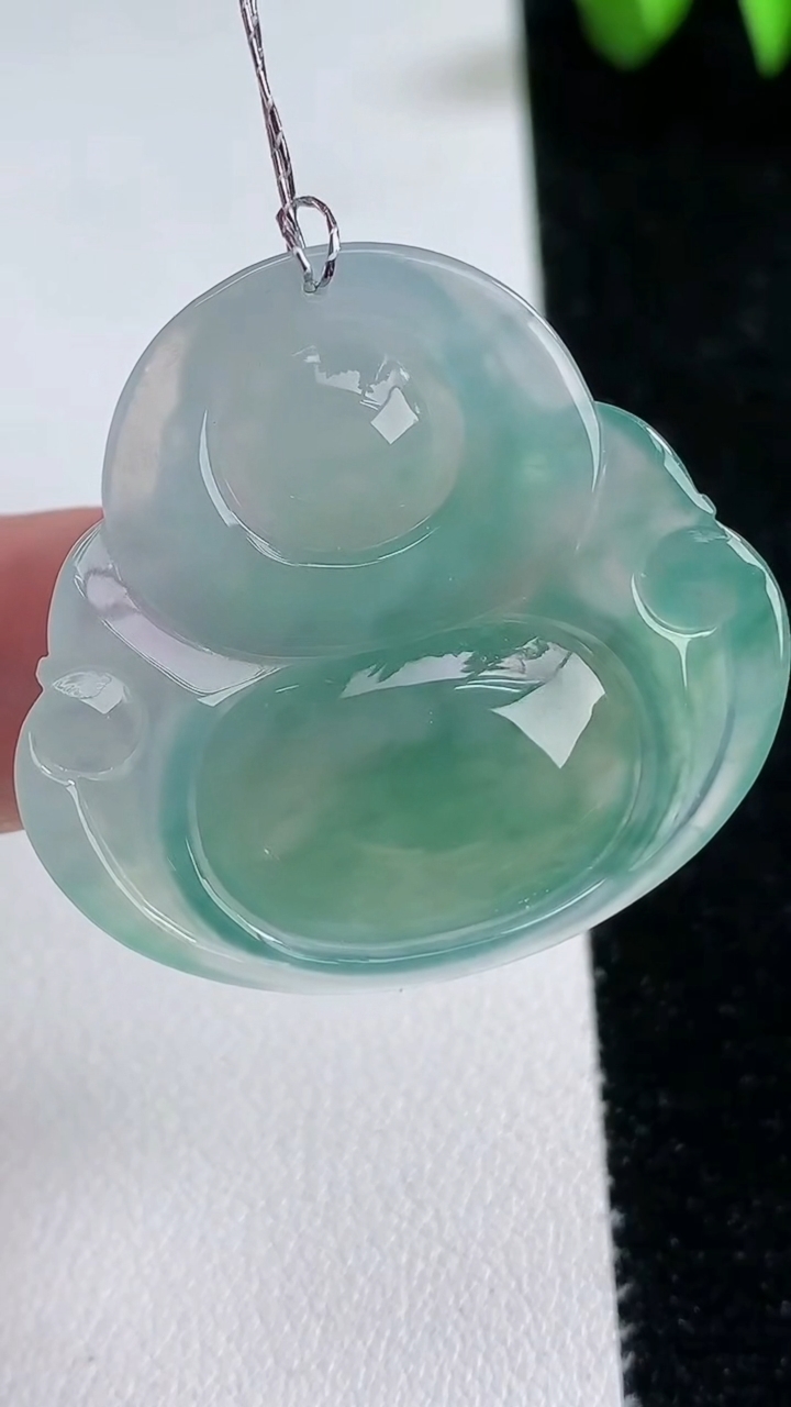 天然A货翡翠佛公吊坠，尺寸32.5-34.6-6，重量:10.12g
3月12日