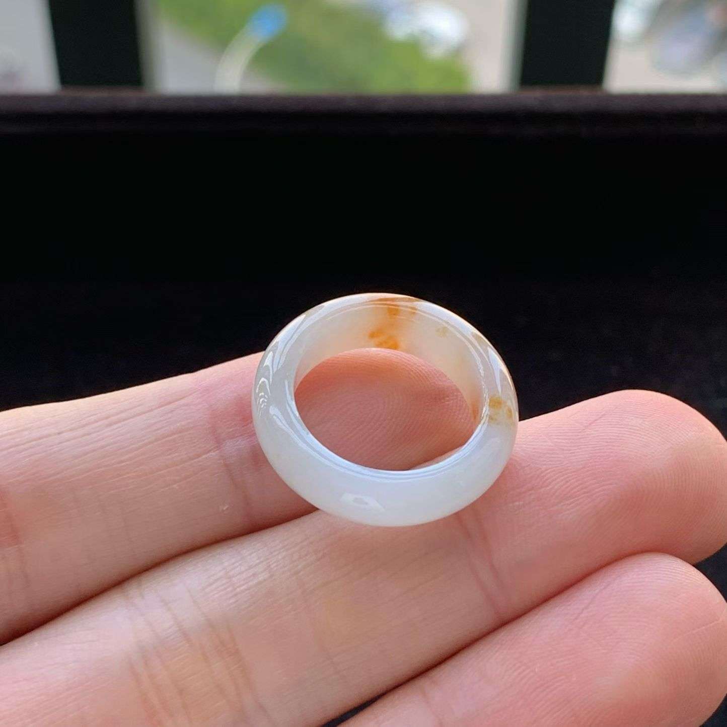 A货天然翡翠冰糯种晒金戒指11号重量3.36
3月12日