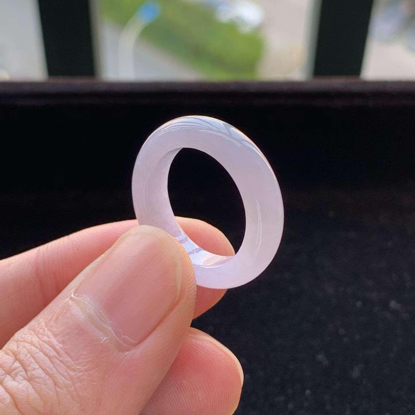 A货天然翡翠冰糯种紫罗兰戒指15号重量4.32
3月12日