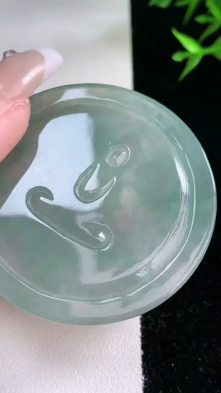 天然A货翡翠文殊菩萨吊坠，尺寸51.7-5，重:26.36g
3月13日