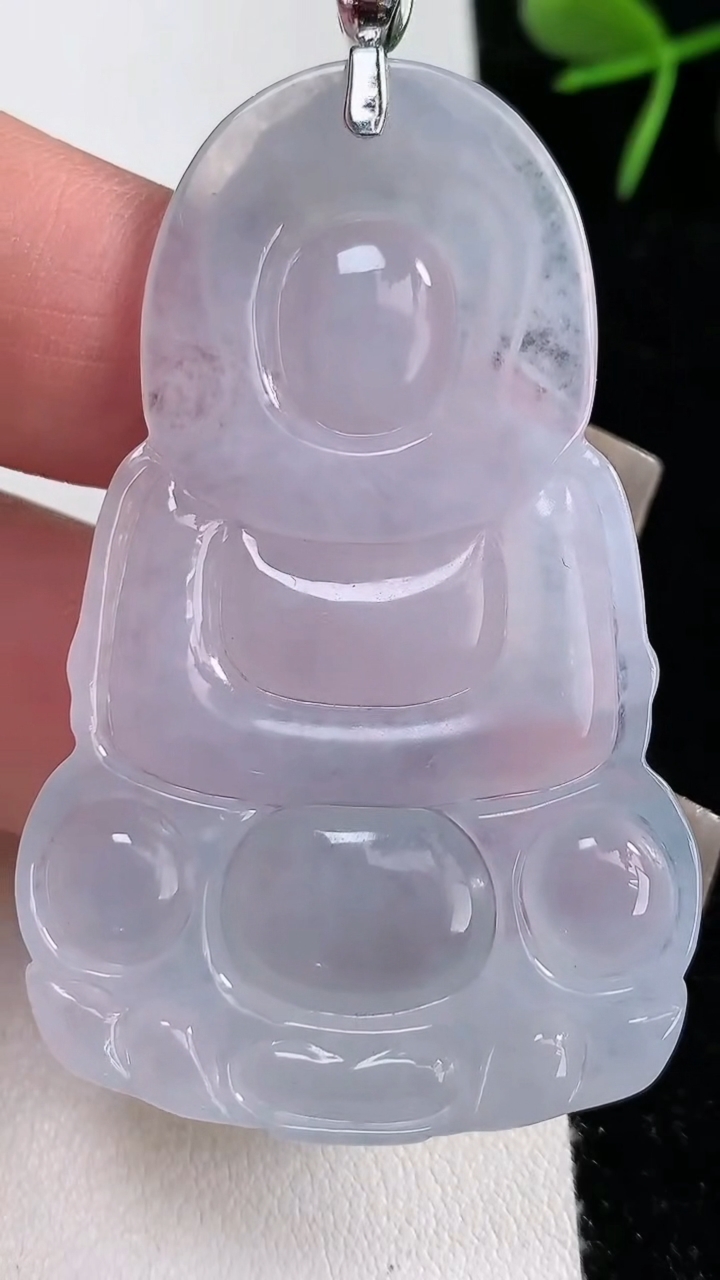 天然A货翡翠种紫罗兰正装观音吊坠，尺寸55-35-6.3，重量:20.65g
3月15日